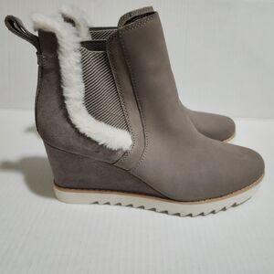 NWT $119 Toms Women's Leather Wedge Maddie Boot Cement Oiled Nubuck/Suede Sz 9.5